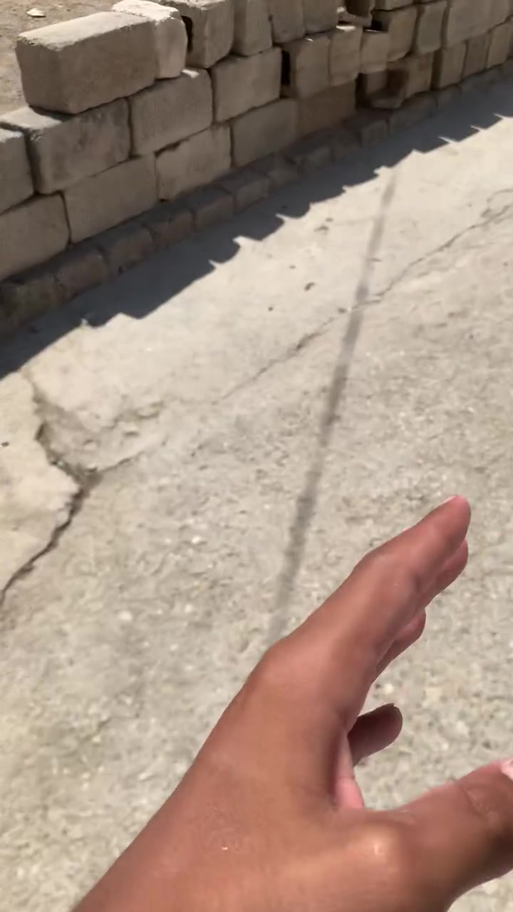 سلام عليكم قطعه بتلو للبيع مساحه 120 متر زراعي 25 خدماتها(ماء كهربائي تبليط مجاري) بكانها بعقوبه باب الدرب مدرسه المساعي السعر 23 وبيها مجال الاستفسار ‭ ***********
