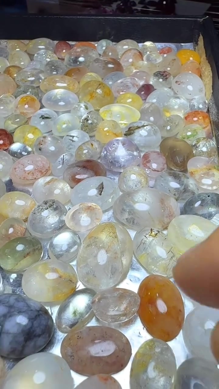 للطلب الأحجار الكريمة والحجز يرجى مراسلتنا على الأرقام التاليه واتساب 
*********** ابو عباس
*********** أبو محمد
*********** ابو حسين 

العنوان النجف الاشرف سوق الكبير قيصرية نوري الشرع 👈الموبايلات سابقا👉 #در_نجفي
