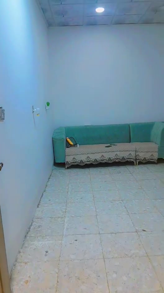 بيت للبيع حي الحوراء ١٠٠متر سند زراعي ٢٥ طابق واحد 
٦٠وبيه مجال للاستفسار الاتصال ع الرقم ***********
