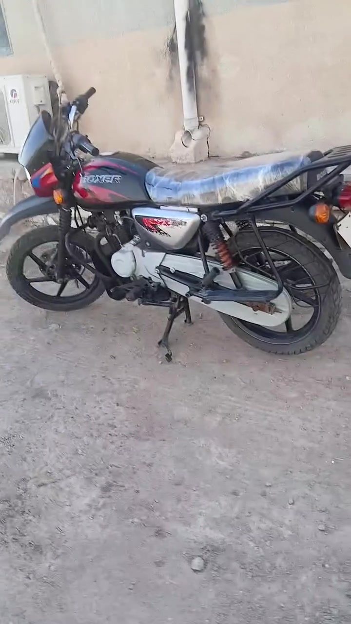 فحل ٢٢  ماشيه ٢٧الف مكفوله من الفتح والتنقيص   أوراقه كامله سعره ١٤٠٠وبيه مجال ***********
