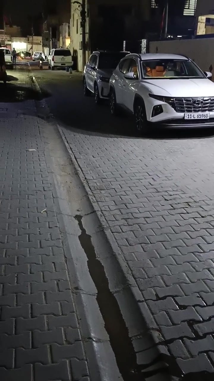 بيت للبيع
الحرية شارع الدور العريض قريب من الشارع العام جدا
نظيف جدا عكادة ثلاث غرف نوم وهول وخدمات بالطابقين  
فارغ حاليا 
لللا ستفسار الاتصال على الرقم 
***********. بي واتس اب
