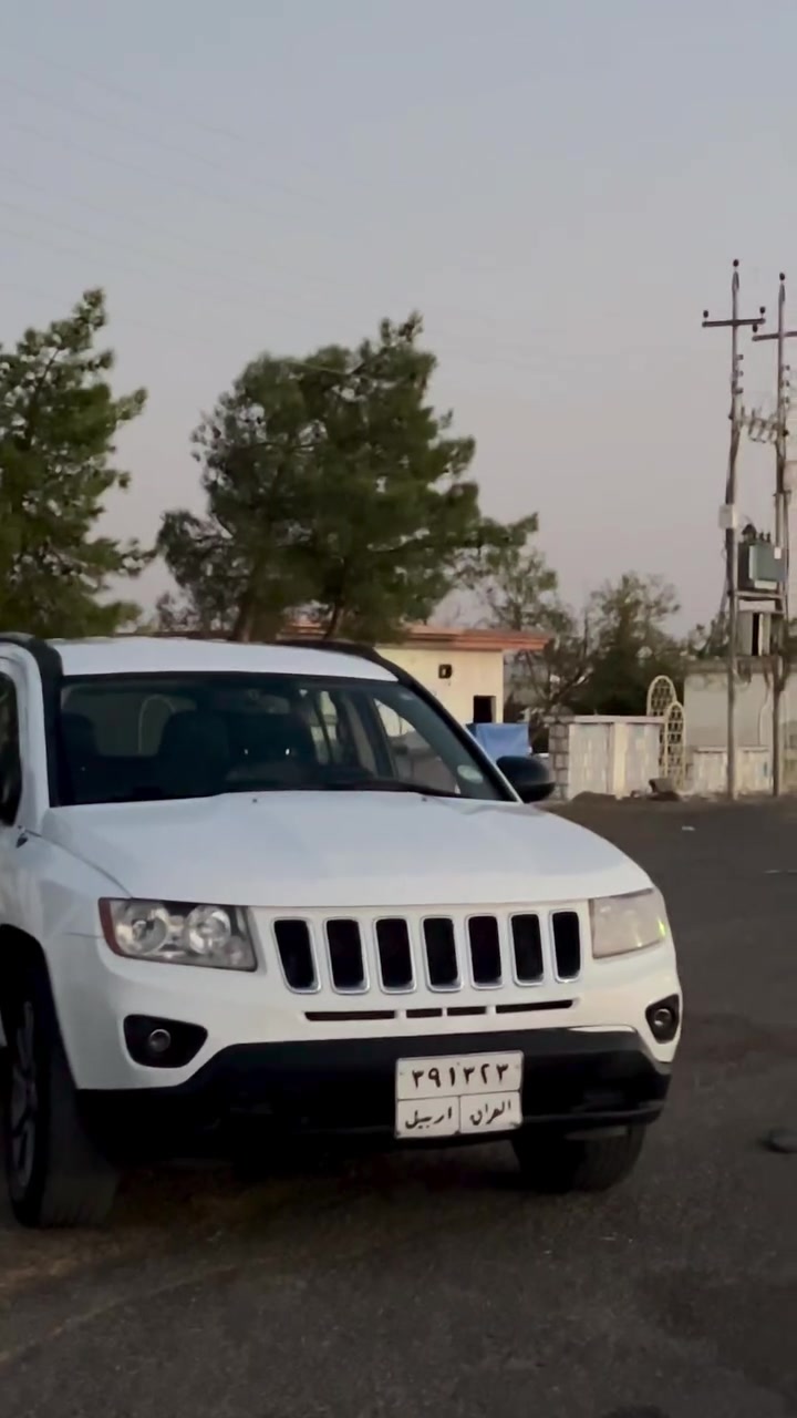 Jeep compas 2017
بەشەرتی گێڕو مەکینە یەک دوپارچەی هەیە هەتا بڵێی خاوێنە 
***********
Admin❤️❤️
