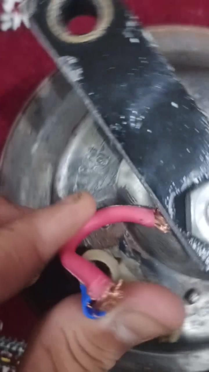 السلام عليكم هورنات للبيع ماعرف نوعهن بيهن تك واكف ماعرف عطله ابيعهن هيج الهورنات جانن متروكات سعرهن قيم واخذ مكاني بغداد مدينه الصدر رقمي ***********
