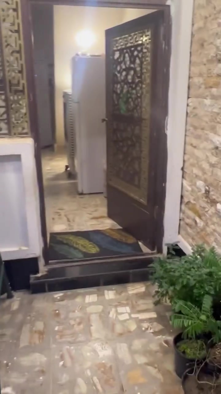 دار للبيع طابو زراعي سند 25 سند مفصول مساحه103 واجه 9 ونص نزال 11 ونص خدمات كاملة كهرباء تبليط مجاري خلف ال600 مال صليخ دخوله من جهتين جهة القناة وجهه من السريع شركة تيوتا للاستفسار *********** ابو فهد
