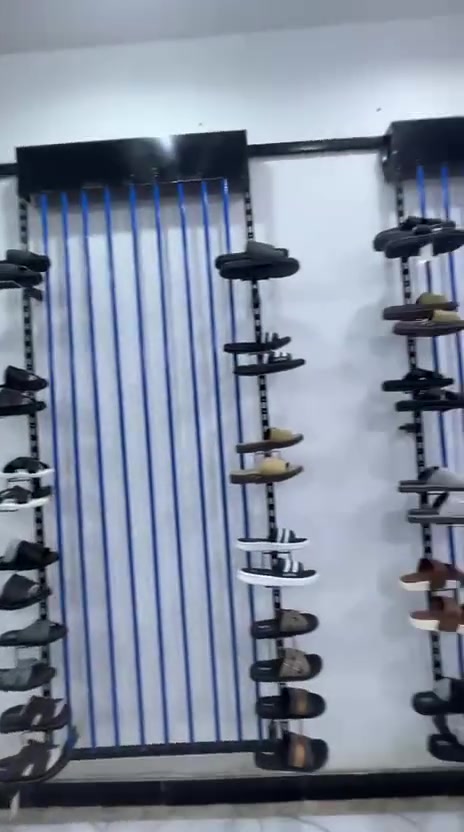 محل للبيع المكان السوك الجديد فرع الملابس للأستفسار ***********
