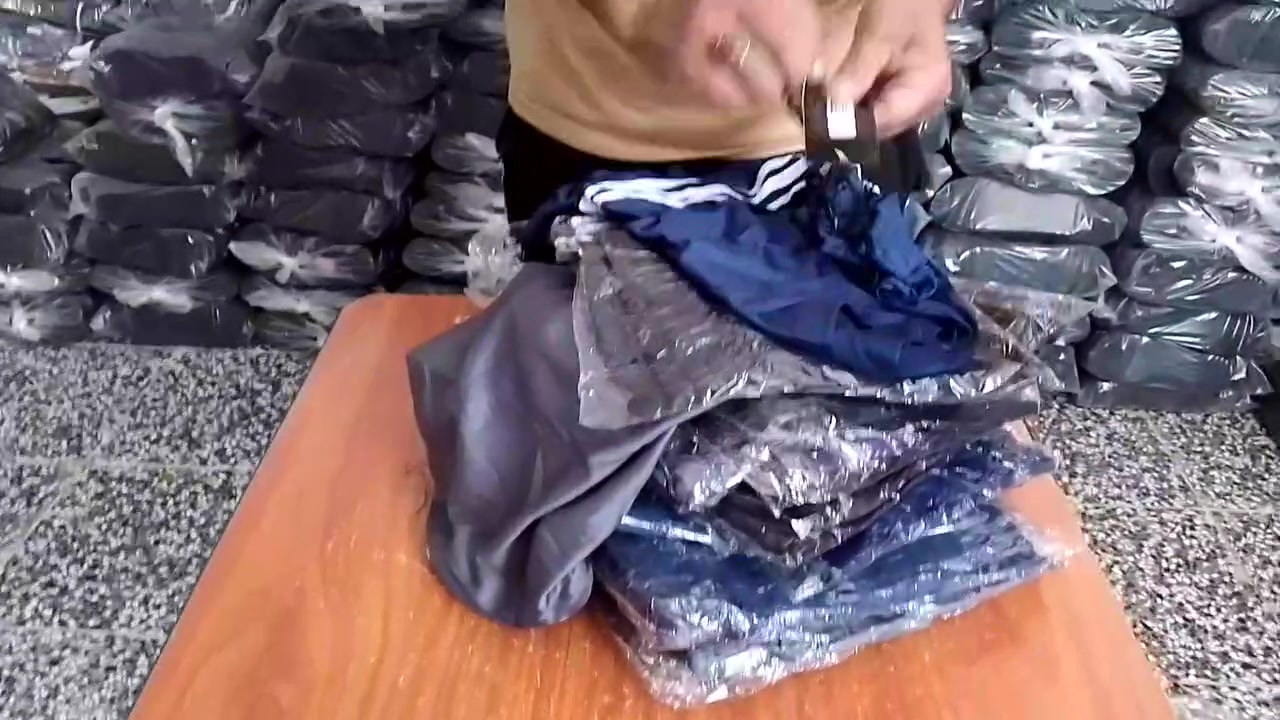 افحص يله تستلم شرط فحص

شورت رجالي قياس خاص

قياسات،،،6x,,7x,,8x,,,قياس حقيقي

منشاء صيني درجه اولا

سعر  درزن  ١٨ الف
ا
اقل طلب ٦ درازن ،،،،،وتوصيل مجاني

*********** واتساب
