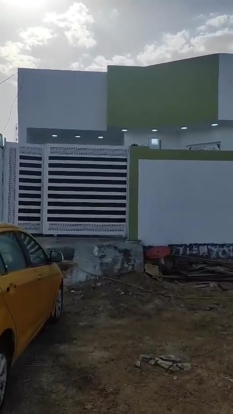 بيت للبيع النداء شارع قنبر بالبداية منطقة 67
200 متر 
بناء جناي صب وطابوك تجي وتشوف بعينك 
غرفتين ومخزن فوك وصالة ومطبخ حار وبارد واستقبال و3 حمامات 
مطلوب للاسكان 43 مليون تسديد بالشهر 227
مطلوب للبلدية 21 مليون تسديد سنوي مليون 350
سعر الطلب الباقي الكلي 64 مليون 
سعر البيت الكلي
 مع الطلب  149
تدفع 85 والباقي اقصاد
للاستفسار ***********
