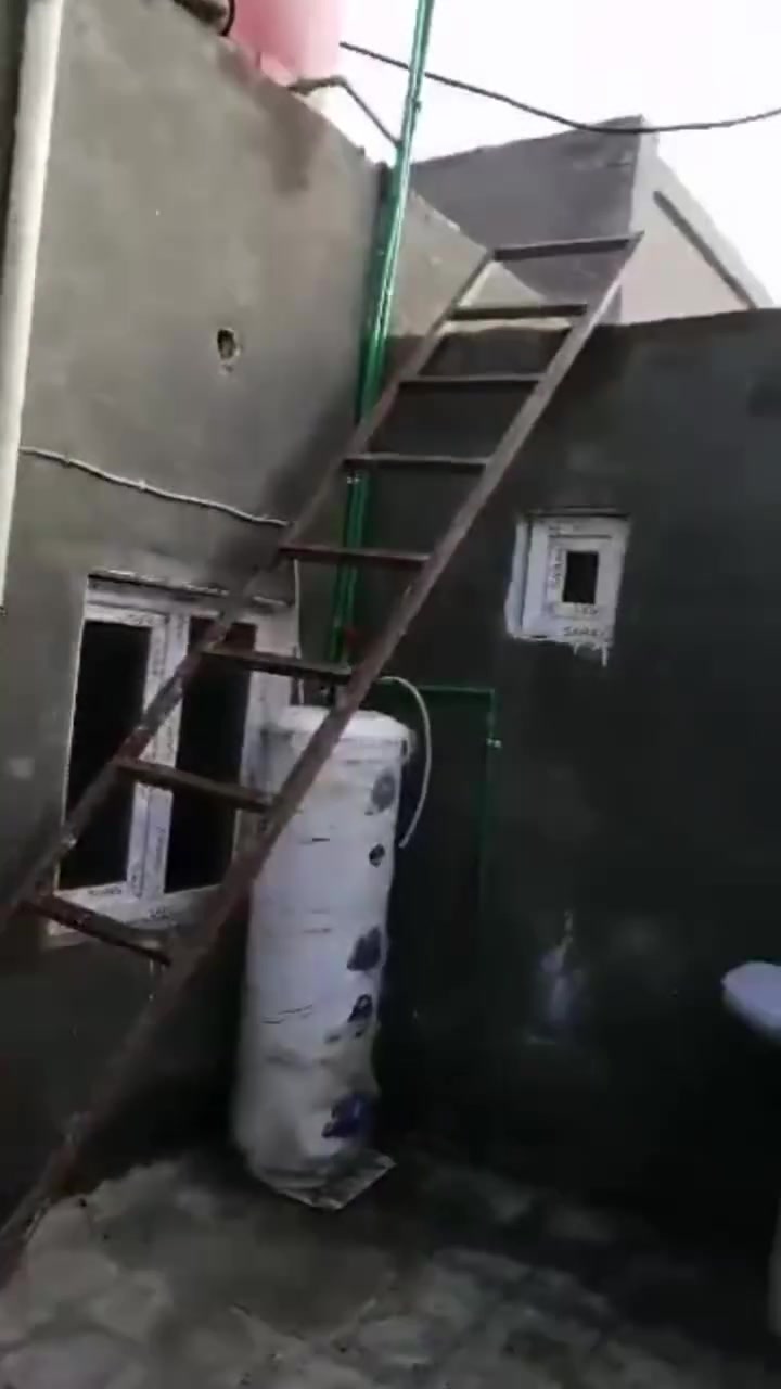 مشتمل للأيجار حي اور على الشط عائله صغيره ***********
