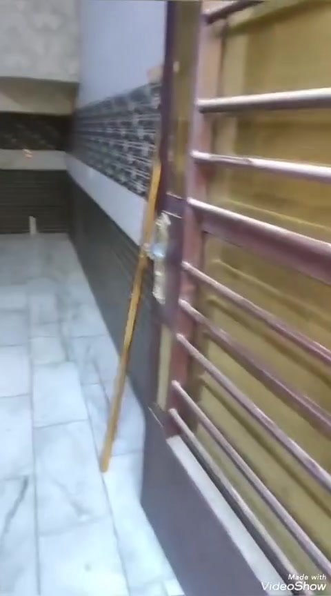 السلام عليكم اخواني اخواتي الأعزاء..
دار 🏡 للايجار مساحه 50م طابقين..
يحتوي على مدخلين..
✅استقبال معزول
✅صالة بنفس الوقت مطبخ وصحيات داخلية 
✅الطابق الثاني غرفتين نوم مع صحيات..
العنوان.. البلديات المضمار شارع الغسل..بالطابو
للاستفسار 📞 متوفر واتساب 🌐وماسنجر 🌐وخاص وبخدمتكم..***********
