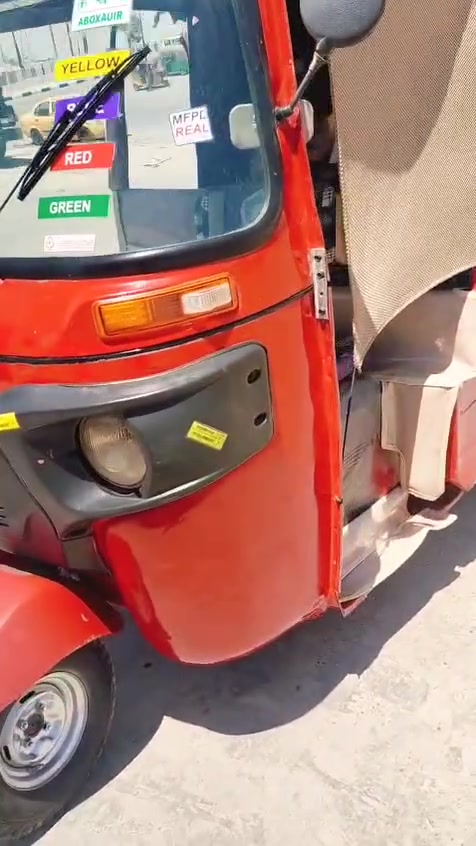 السلام عليكم تكتك موديل 18 رقم او سنوية نكليزي تحويل ثاني يوم تكتك حلوه كاملة كبل الشارع مكينة 20 مصبوغة جمالية 
العنوان بغداد مدينة الصدر 
السعر 4800
رقم الهاتف ***********
