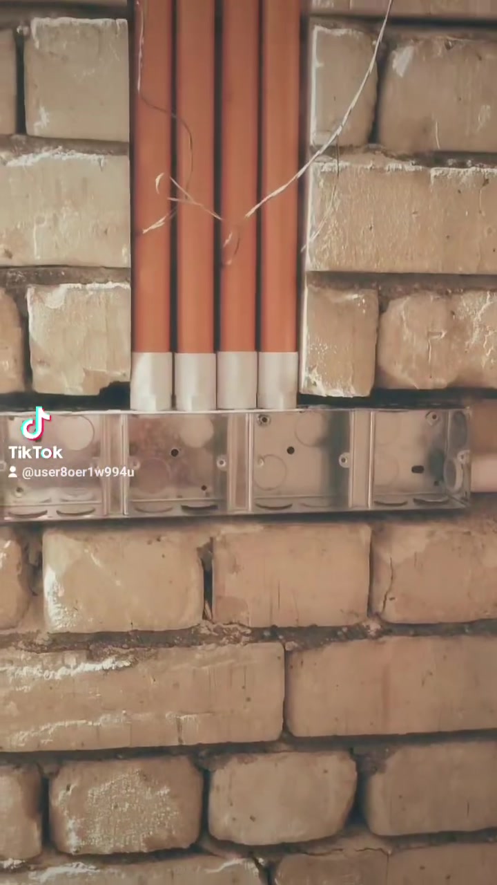 شغل العماره كادر ابو شمس الكهرباء ***********
