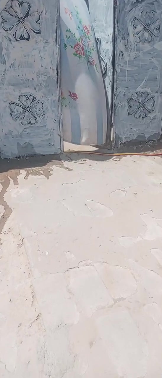 دار للبيع اب حي الملاين الثنيه قرب ملعب الشمام
مسحتو 150 وجه 7  

السعر 35 وبي مجال   

رقم الموبيل ***********
