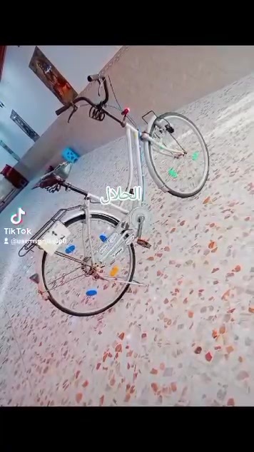 سعر 30***********
باسكل للبيع باسكل نضيف ابيعك من عدا الغراض لان صوره قديمه ابلادي ولا شخط لون رصاص فقط بنجر تاير خلفي 30 بي مجال للشراء اتصل عل رقم مكان نجف كوفه عباسيه ***********
