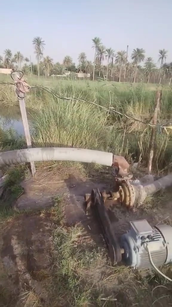 ماطور كهرباء ١٥ حصان كامل ممص ومذب مشروط ع فحص خنزيره مشروطه السعر ٧٥٠ الف المكان غماس ***********
