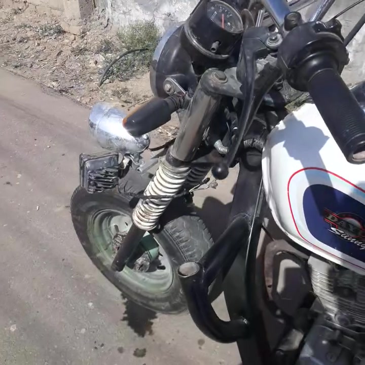 للبيع
ستوته موديل (١٩) ضايعه وراقه ستوته كامله شغاله مفتوحه بس ولفات كهربائيات كله شغاله  سلف هندر  سعره (٩٠٠) مكاني ناصريه الشوفه قرب حي صناعي رقم ***********او مراسله
