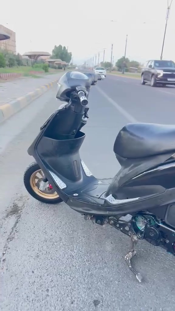 ماكس عدله • ما مفتوحه • كهربائيات