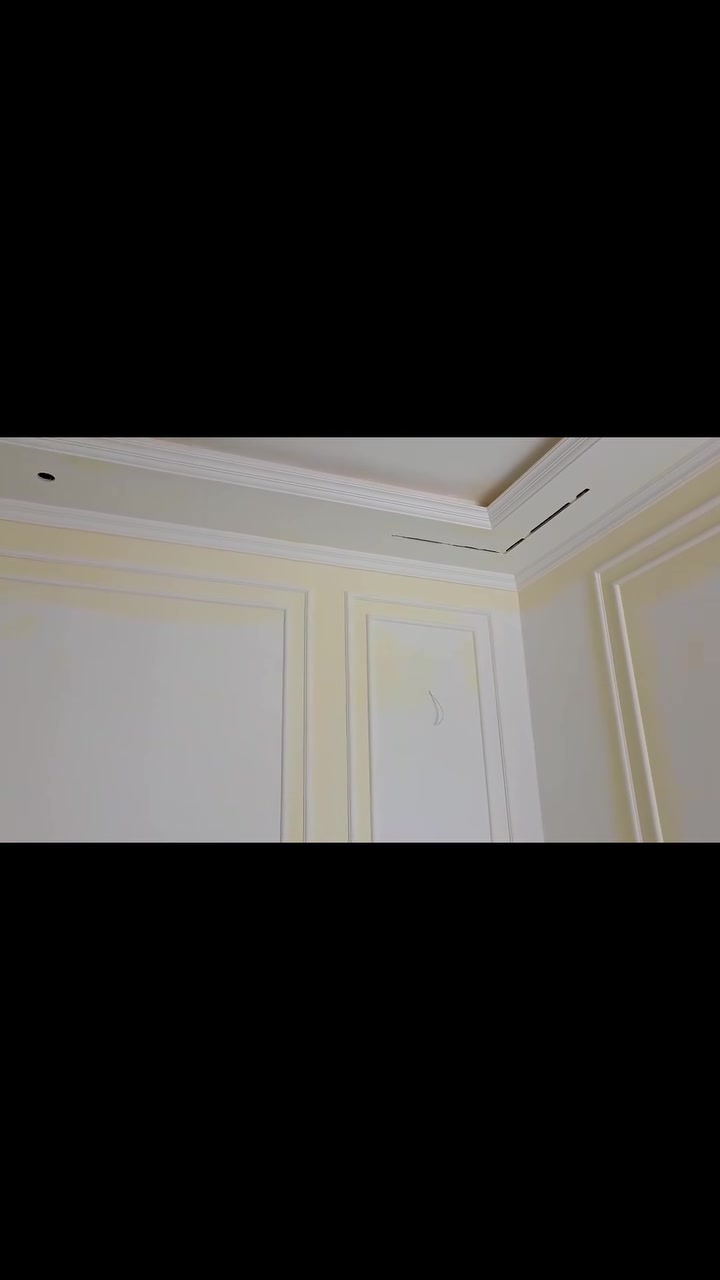 سلام عليكم يوجد كادر متفرغ جبس بورد وسحبات ملكيه وطلس عام وصبغ خلفات ذو خبرة نستلم مجمات سكنيه بيوت كلشي متوفر وتسليم مهندس الاستفسار والاتصال ع رقم *********** واهل العزيزيه راح يكون الهم باانساب الاسعار كل ماا عليك اتصل ع رقم ونجيك لباب البيت @إشارة العزيزية مدينتي @
