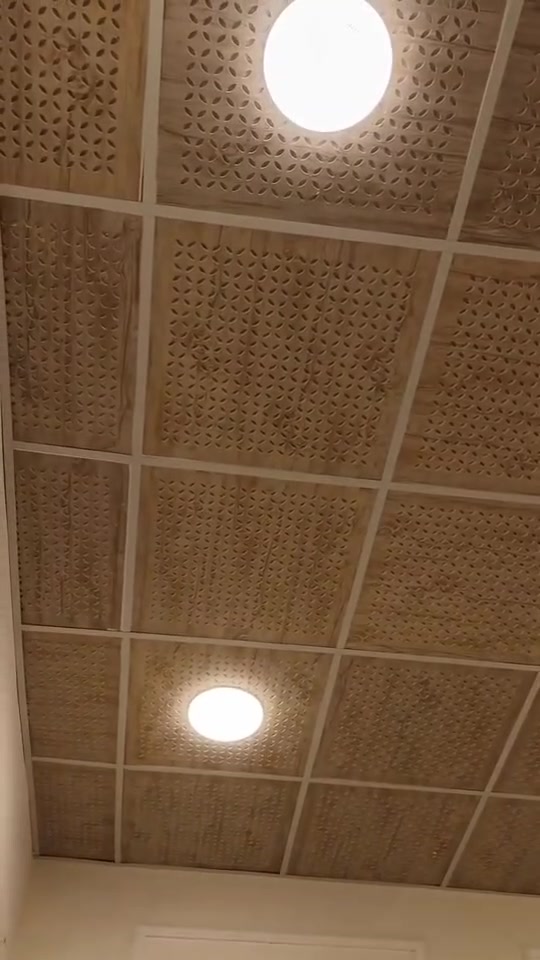 كادر عمل جاهز لكافة التاسيسات الكهربائية في الديوانية تأسيس البيوت والمحلات تصليح العطال للتصال*********** الكهربائي أبو احمد