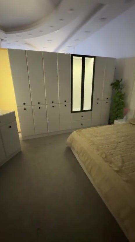 🛏️ مو بس غرفة نوم… 

هذا مستوى ثاني من الأناقة 🤍
إذا تحبين الهدوء والفخامة بدون مبالغة، فهذا الموديل راح يعجبچ من أول نظرة 😍
✨ تصميم مودرن راقي
🤍 ألوان فاتحة تعطي إحساس بالراحة واتساع المكان
🌿 لمسات خشبية تضيف دفء وفخامة للتصميم
🪞 دولاب بأبواب مرايا بتصميم أنيق وعملي
✨ تفاصيل مرتبة تخلي غرفة النوم قطعة ديكور متكاملة
كل تفصيلة بهذا الموديل معمولة حتى تجمع بين الجمال والعملية والراحة.
📩 للاستفسار عن السعر والتفاصيل والتوصيل راسلونا على الخاص. او مراسلتنا واتساب عالرقم

***********
***********

🔥 إذا تريدين غرفة نوم تظل حلوة بعينچ كل يوم… هذا الموديل يستاهل تشوفينه!

ملاحظه باقي الموديلات بالتعليقات🏣🏣🏣🏣

توجد خدمة توصيل لجميع المحافظات🚙🛻🚙🛻
