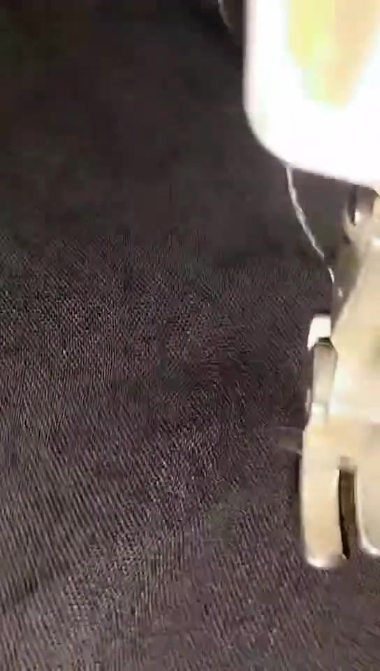 السلام عليكم مكينه #للبيع صناعي رجاليه مستعمله نضيفه السعر 125وبيه مجال الاستفسار اكثر ***********

