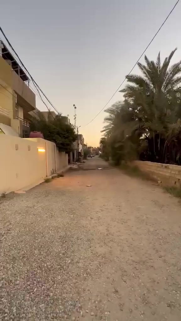بغداد الراشدية • بيت طابقين ٥ غرف • ٢٠٠م