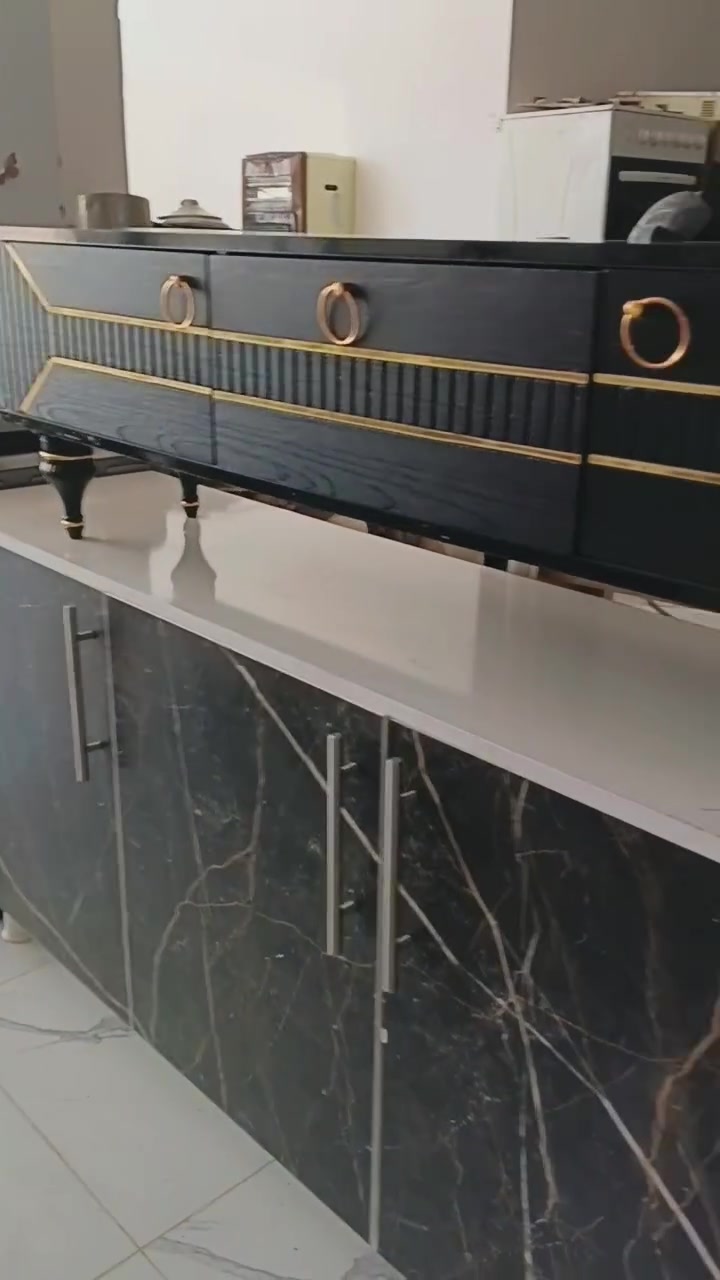 *🏠 مجمع الرواس للأثاث 🏠*
كاونتر ارضي اچديف شغل ثقيل 
السعر 100 فقط 
ميز بلازمه نضيف كلش 
السعر 40 فقط 

*مختصون في بيع وشراء*  
*الأثاث المنزلي الجديد والمستخدم *

*✨ خدماتنا:*
- شراء الأثاث المستعمل بأفضل الأسعار
- بيع أثاث جديد ومستخدم بحالة ممتازة
- تبديل الأثاث

*📍 العنوان:*  
الـ 5 كيلو - الشارع الخدمي - مقابل دائرة الماء - الرمادي

*📞 للاتصال والاستفسار  *   *************

تابعونا على حسابنا للعروض الجديدة 📱
