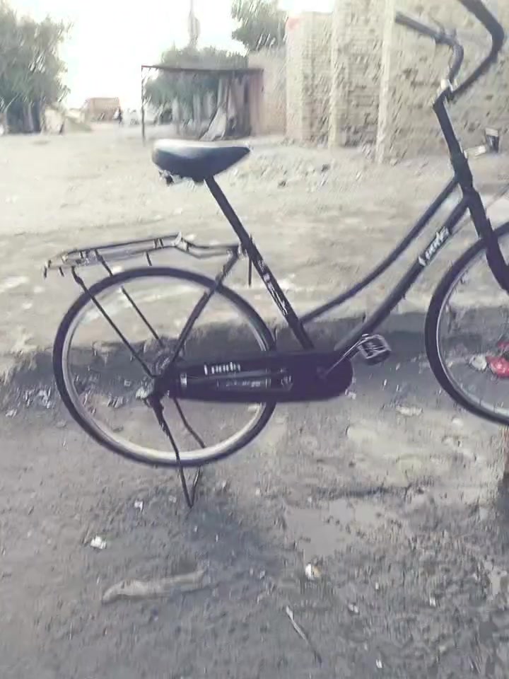 بايسكل بناتي • مقاس ٢٦ • للبيع