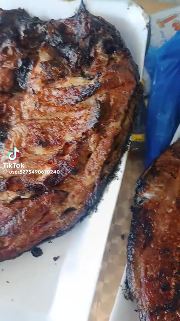 سمحة سودة • مجمدة • بدون حجز