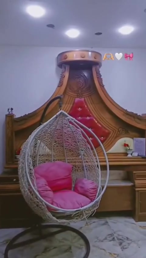***********
