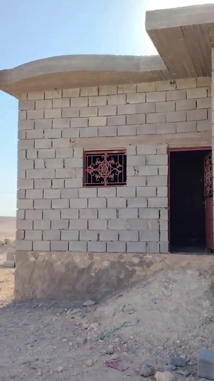 جزء من عملي في قاطع حديثه
للحجز والاستفسار ***********
