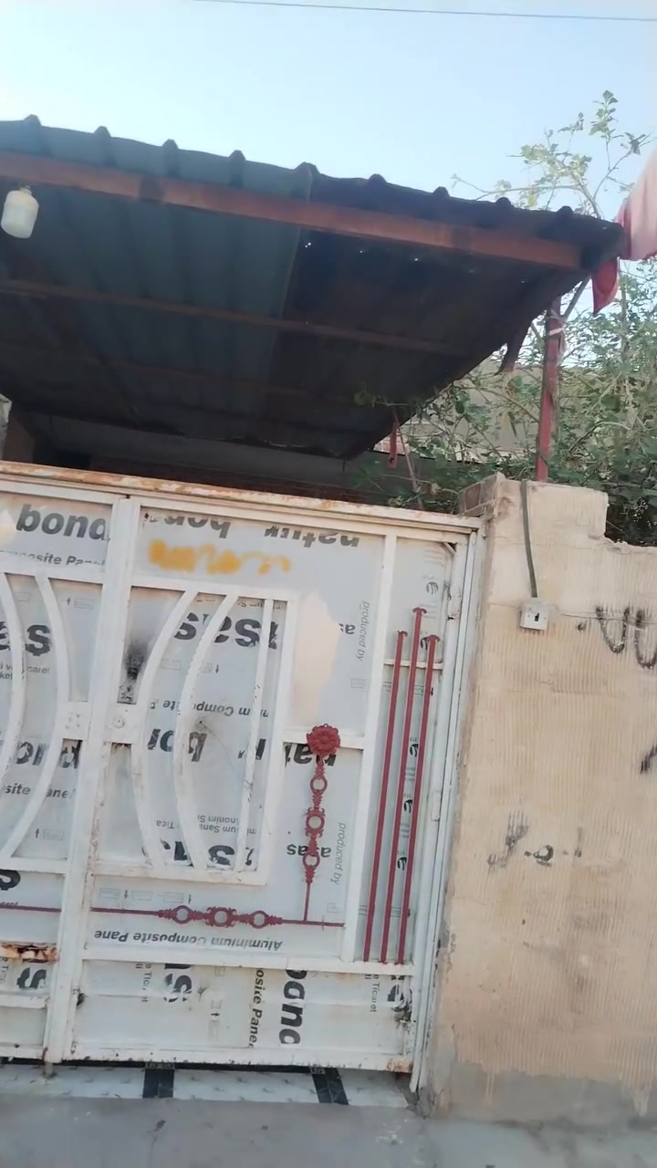 بيت 200 طابو صرف
العنوان ميسان العمارة نهاوند الثالثة قرب مدرسة الاصول الابتدائية

البناء كامل بلوك درجه أولى بارد صيفا دافء شتائا

استقبال وصاله وغرفتين نوم ومطبخ

السعر مع السبالت عدد 4  ١٣٠ قفل

من غير السبالت بيه مجال قليل

ت *********** بية وتساب

***********

المايعجبة يعبر المنشور او كلمه طيبة صدقة

تحياتي للجميع
