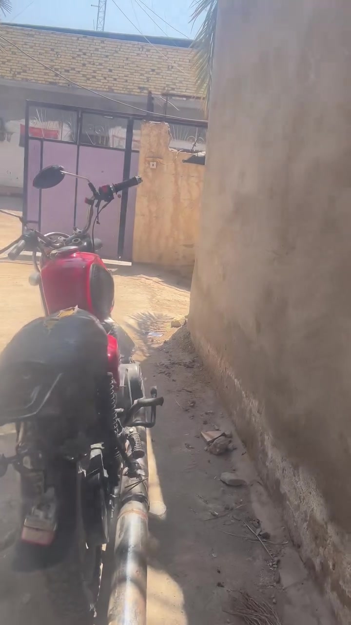 دراجه mzموديل 81دراجه متروكه ما يرادله بس نواقص بصيطه درجه مكينه مكفوله مشي تاكل الكاع بس دراجه تاركينه هورن اشاير باتري كلشي شغال السعر 350وبيها مجال بصيط اللاستفسار الرقم***********
