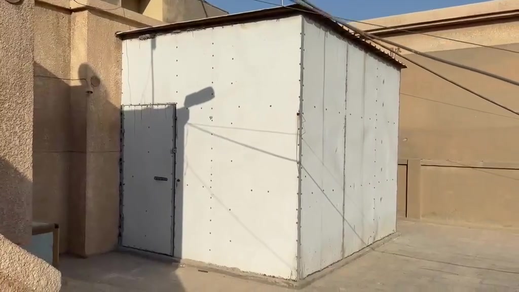 غرفه حديد للبيع  للأستفسار ع الرقم واتس اب 
***********
