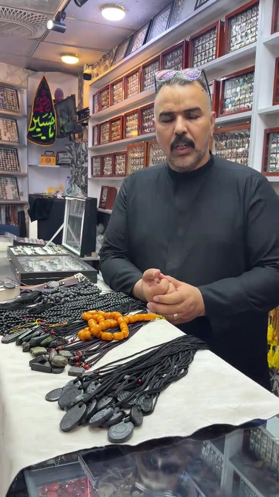 للطلب الأحجار الكريمة والحجز يرجى مراسلتنا على الأرقام التاليه واتساب  *********** ابو عباس *********** أبو محمد *********** ابو حسين  العنوان النجف الاشرف سوق الكبير قيصرية نوري الشرع 👈الموبايلات سابقا👉#عباس_اباد #عباس #اباد #احجار_كريمة_طبيعية #افغاني 
