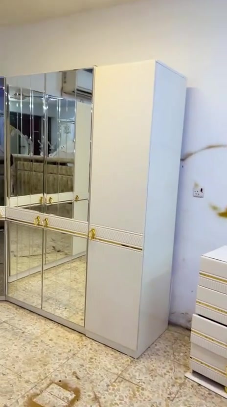 @إشارة غرفه تركي 9قطع اصليه موديل حديث نظام أبواب زاويا اناره شغاله داخل الكنتور  نظافته90 💯

شد ونقل مجاني داخل بغداد
توصيل محافظات أجوور نقل
