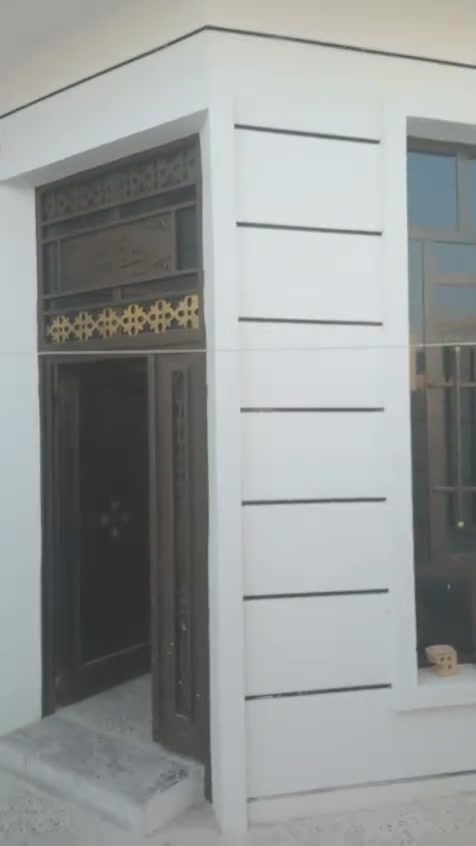 بيت 🏠 في حي جبيل خلف مجمع الرحاب قريب على شارع العام مال سد مساحة 125 زراعي ومسجل بل بلدية اتروح البلديه لا تطي ولا ربع وطلع عليي كشف مابي كل مشكله مسجل بسمي شارع 10 م بناء  👷‍♂️ حديث طابوك مو ابلوك 2023 كامل من كلشي ارضيه كاشي ديكورات بل سقف البيت 🏠 كامل بس تسكن بي خدمات موجودة ماء كهرباء 🔋 مولد منطقه كلهاا متوفره
السعر اب 47مليون 
***********
***********
بيت 🏠 في حي جبيل خلف مجمع الرحاب قريب على شارع العام مال سد مساحة 125 زراعي ومسجل بل حته بلدية اتروح البلديه لا تطي ولا ربع وطلع عليي كشف مابي كل مشكله مسجل بسمي حته مرتسم من بلديه بي شارع 10 م بناء  👷‍♂️ حديث طابوك مو ابلوك 2023 كامل من كلشي ارضيه كاشي ديكورات بل سقف البيت 🏠 كامل بس تسكن بي خدمات موجودة ماء كهرباء 🔋 مولد منطقه كلهاا متوفره

