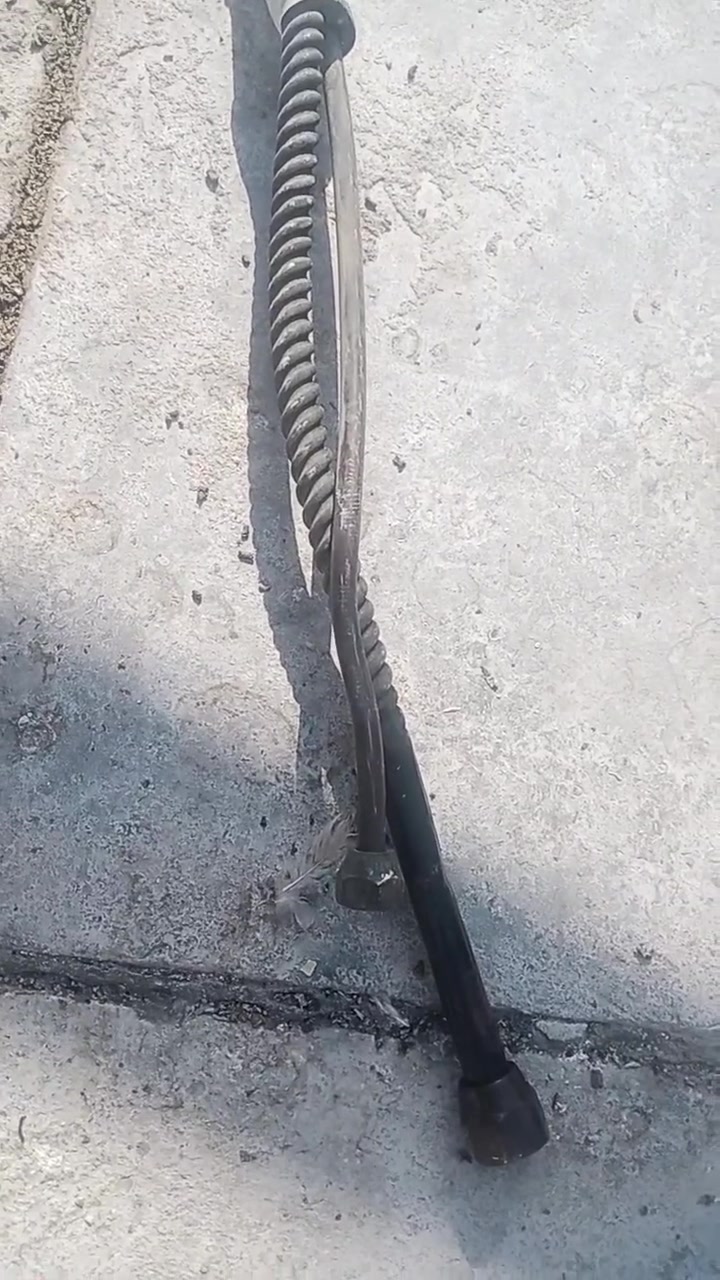 السلام عليكم هاذه بوري سبلت للبيع نظيف ما ابي شي اشتريناه وطلع صغير واللي يريده يراسلني خاص وهذا رقمي ***********
