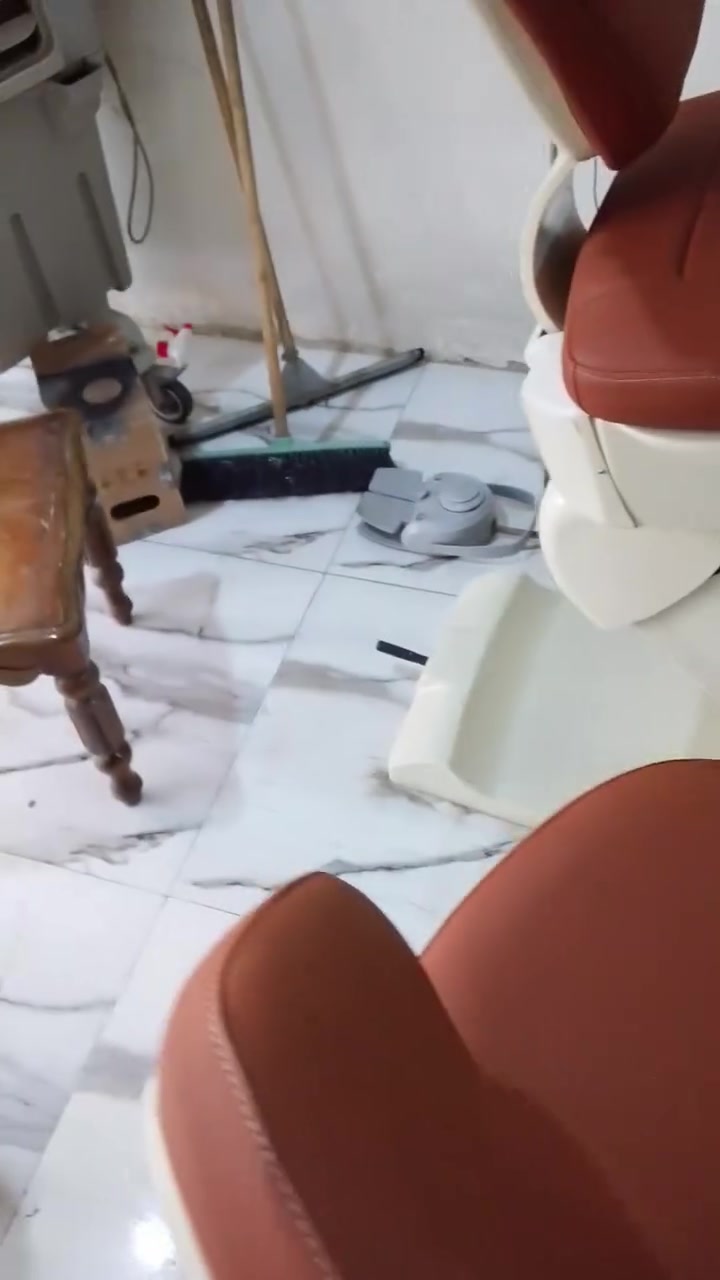🦷 للبيع كرسي أسنان هايرول 
 مستخدم، نظيف جداً وبحالة جيدة، مناسب للعمل وجاهز للاستخدام.
📌 حالة جيدة ونظافة ممتازة
📌 سعر مناسب
📍 مكتب الهادي دنت
📞 ***********
