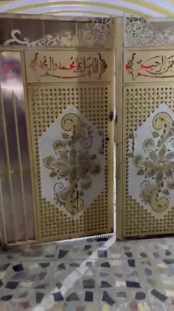 السلام وعليكم بيت للبيع حي اور شيشان المساحه 175  وهاذ رقمي ***********
