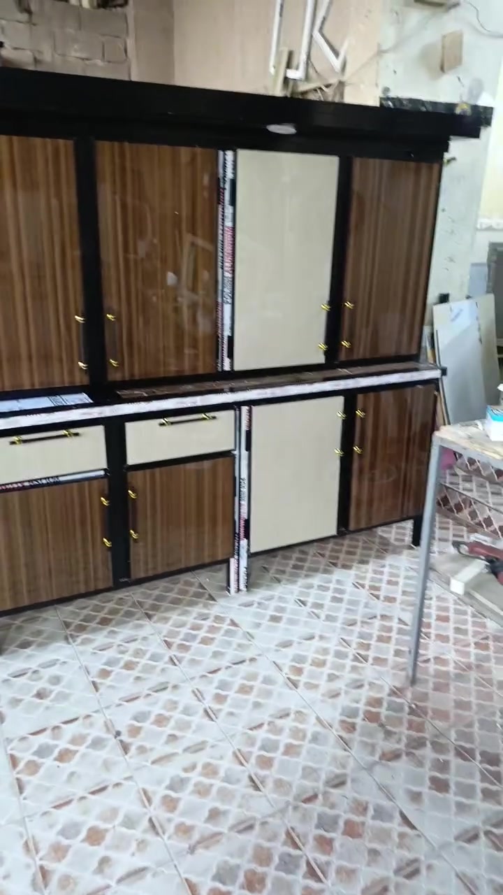كاونتر 3 متر وسنك مترونص مرمر هذا تفصال مستعمل قليل بوري صيني ثقيل وليس يراني خفيف شرط مبطن وجهين لباب تفحص امام المندوب مكان بصره موجود توصيل 👈 ***********

