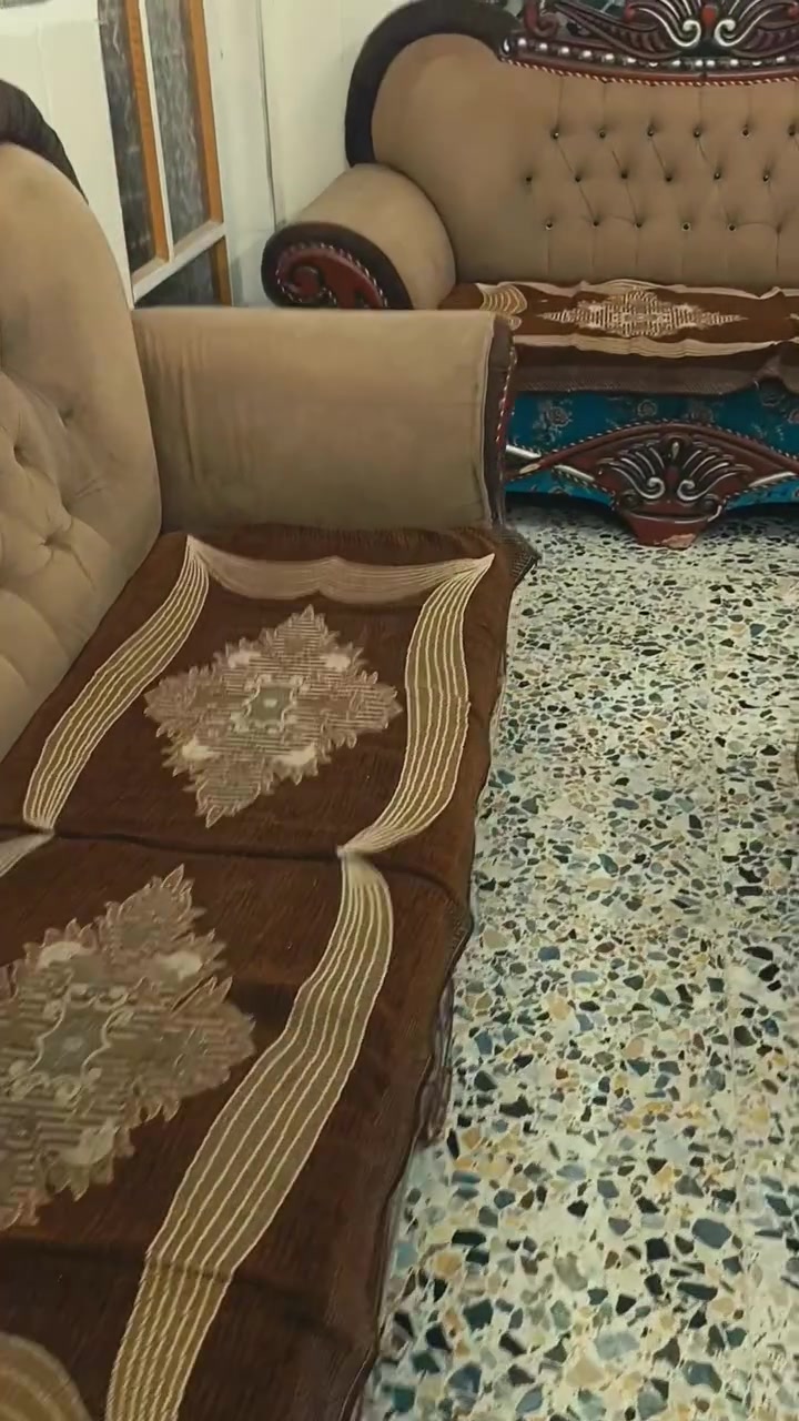 تخم للبيع بغداد الشعله رقم  ***********
