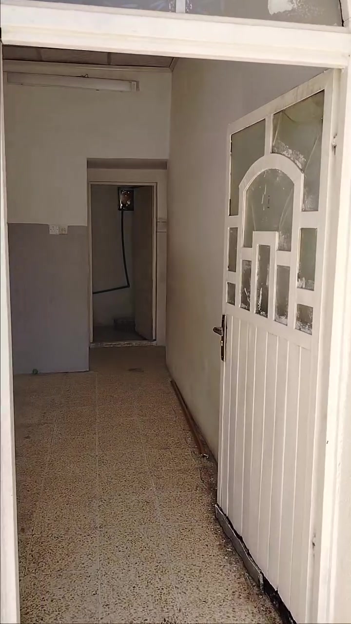 بيت للايجار سومر 112 بدل ايجار 250 100 متر قرب مولدة العسافي قريب على السايدين ***********
