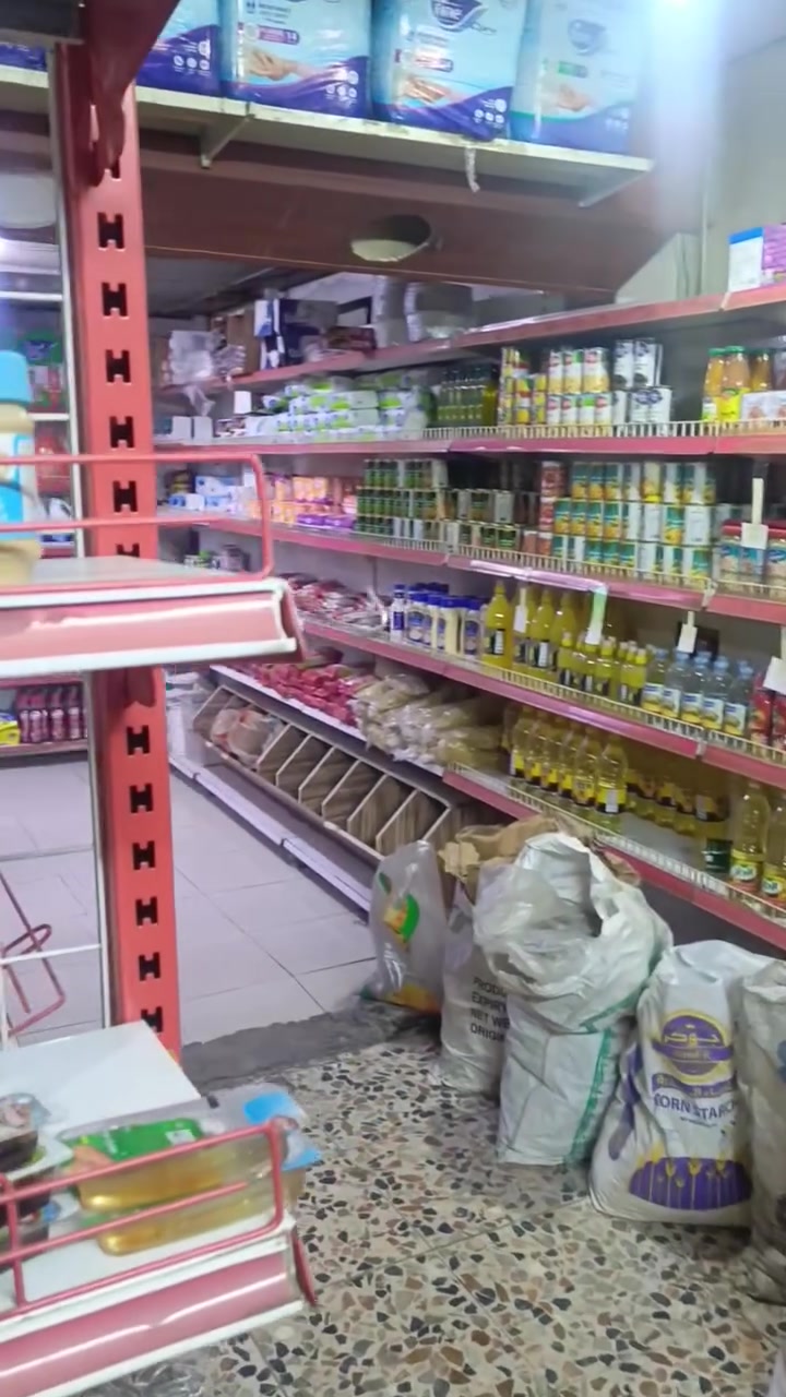 ماركت للبيع سعيده مقابل الجامع اتصال على الرقم التالي *********** تريد جرد مواد تريد قطعي
