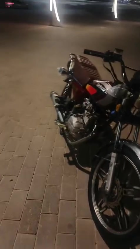 ايراني سيفان
موديل ـ22
محرك 150
كرهبائيات شغاله بس باتري هابط 
سعر 550وبي مجال 
***********
مكلف بنشر
