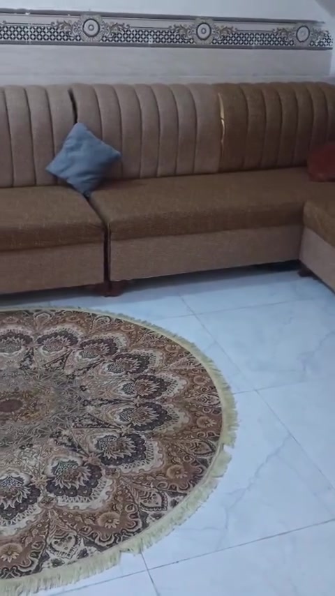 شطره • كراسي • بيها صيانة