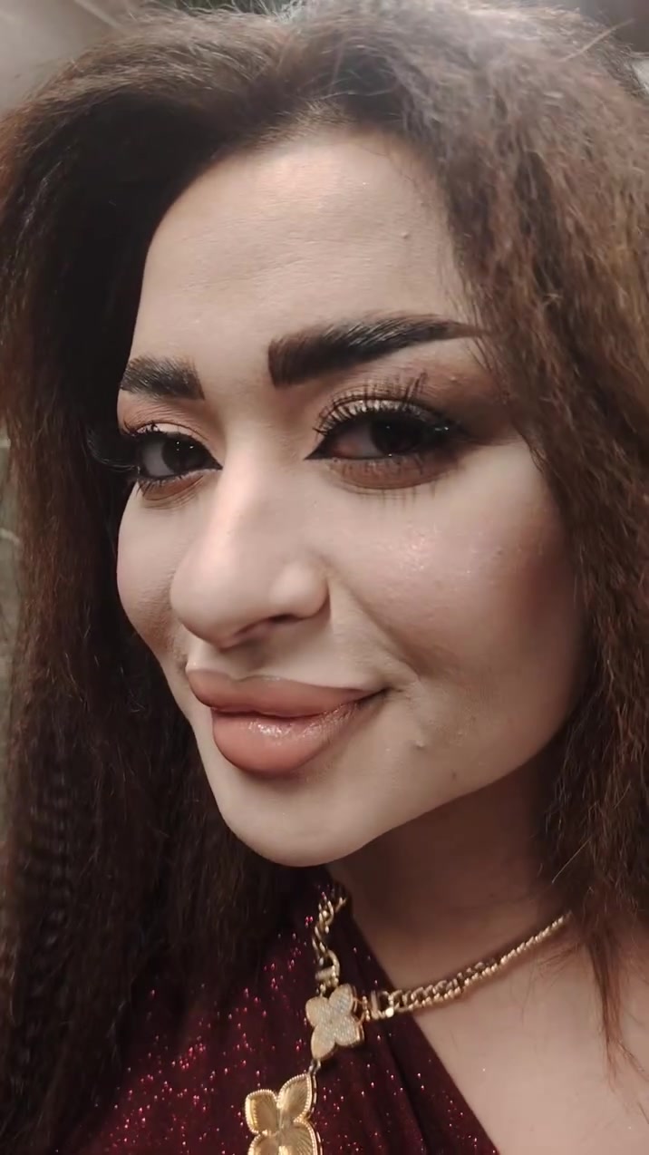 عروض الكوافيره ساندي الشرطه الخامسه قرب جامع الجميلي *********** توجد لدينا خدمة منزليه لكافه الأقسام

