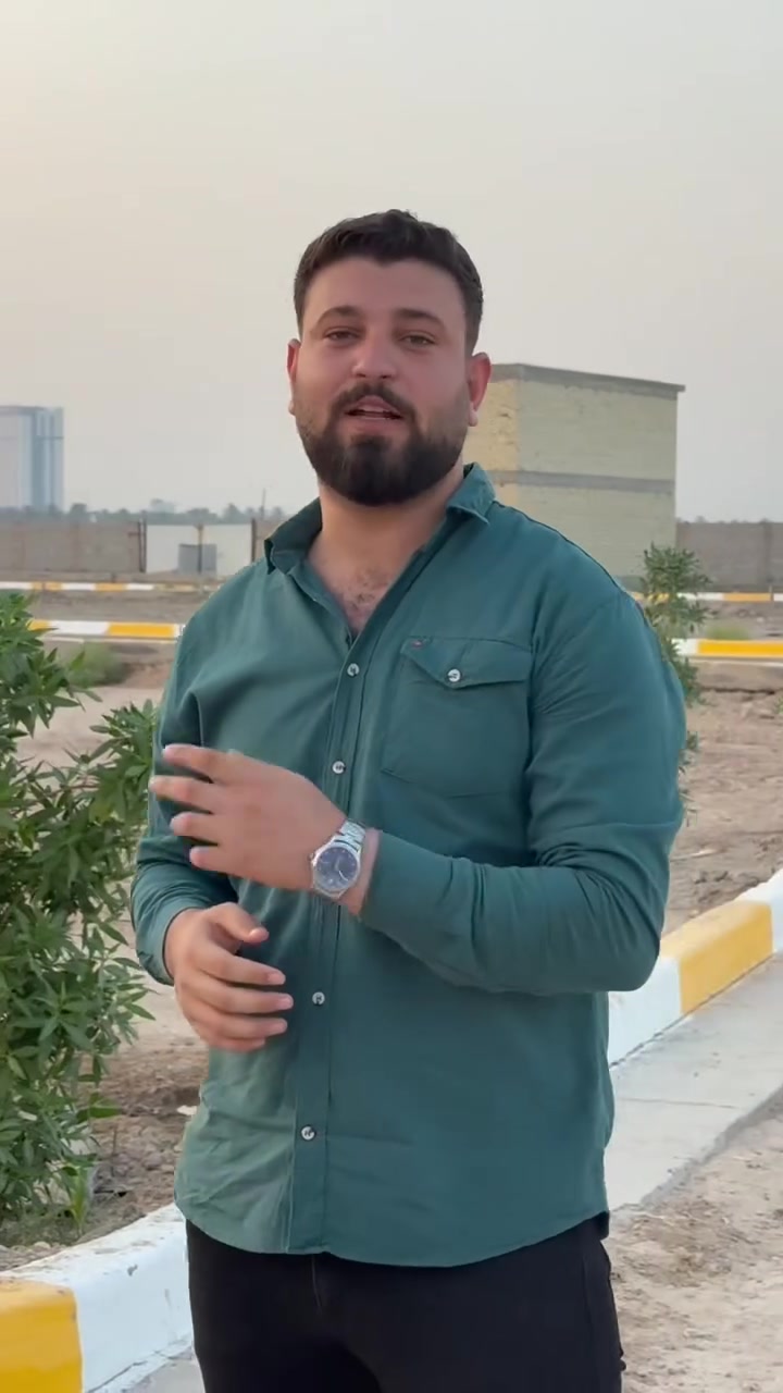 🔥 فرصة عقارية مميزة في قلب كربلاء!

🏡 قطع أراضي سكنية بموقع مميز — گنطرة السلام

📍 الموقع: گنطرة السلام، مقابل فندق البارون
📌 تبعد حوالي 1 كم فقط عن مرقد الإمام الحسين (ع)

📐 مساحة القطعة: 100 م²
▪️ الواجهة: 8 م
▪️ النزال: 12 م
📜 السند: سند 25 — طابو زراعي

🎥 جميع التفاصيل والموقع موضحة بالفيديو.

📞 للاستفسار ومعرفة السعر:
مصطفى: ***********
سجاد: ***********

🏢 واجهة كربلاء العقارية
ثقتكم هدفنا… واختياركم مسؤوليتنا #عقارات #كربلاء #واجهة_كربلاء_العقارية #گنطرةالسلام#عقارات #البصره #الكوت #السماوه
