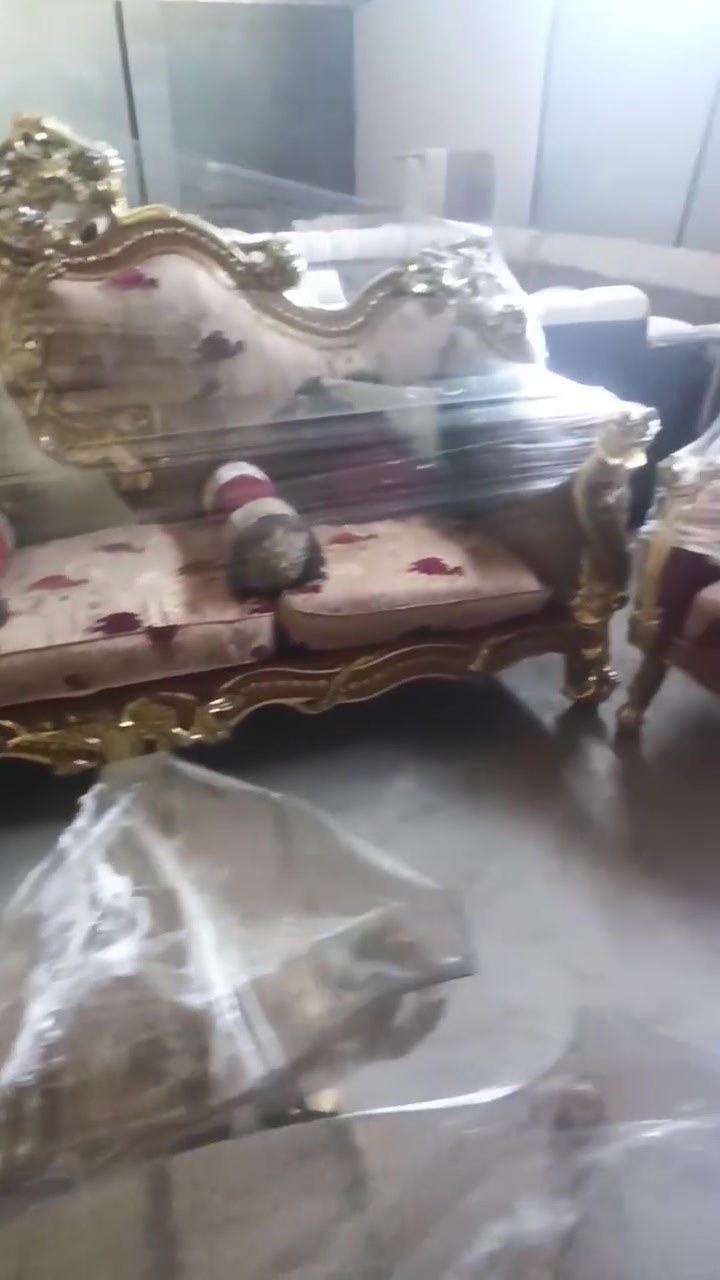 تخم زان دمياطي مصري شغل ثقيل نضافه فول اي ضرر مابي
....10...مقاعد الشراي يتصل...***********..بيع او مراوس
