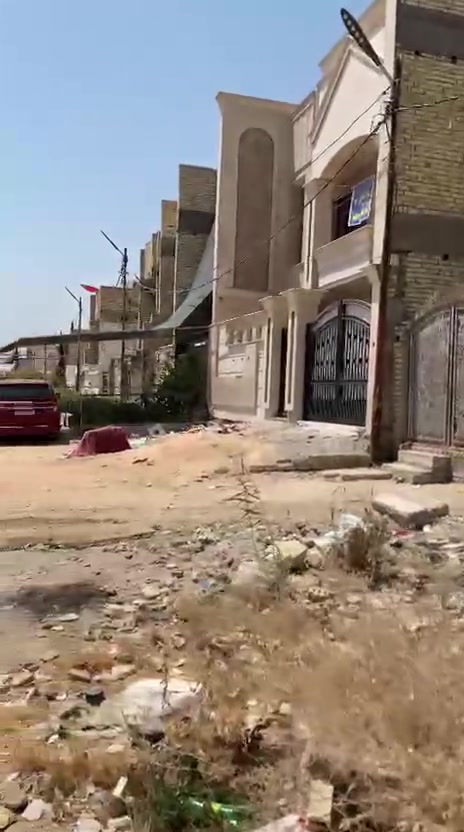 السلام عليكم قطعه ارض رفت مساحه 125متر  للبيع مقابل مخازن وزارة التجارة
الاتصال على الارقام التاليه 
***********اتصال واتساب 
***********اتصال واتساب
