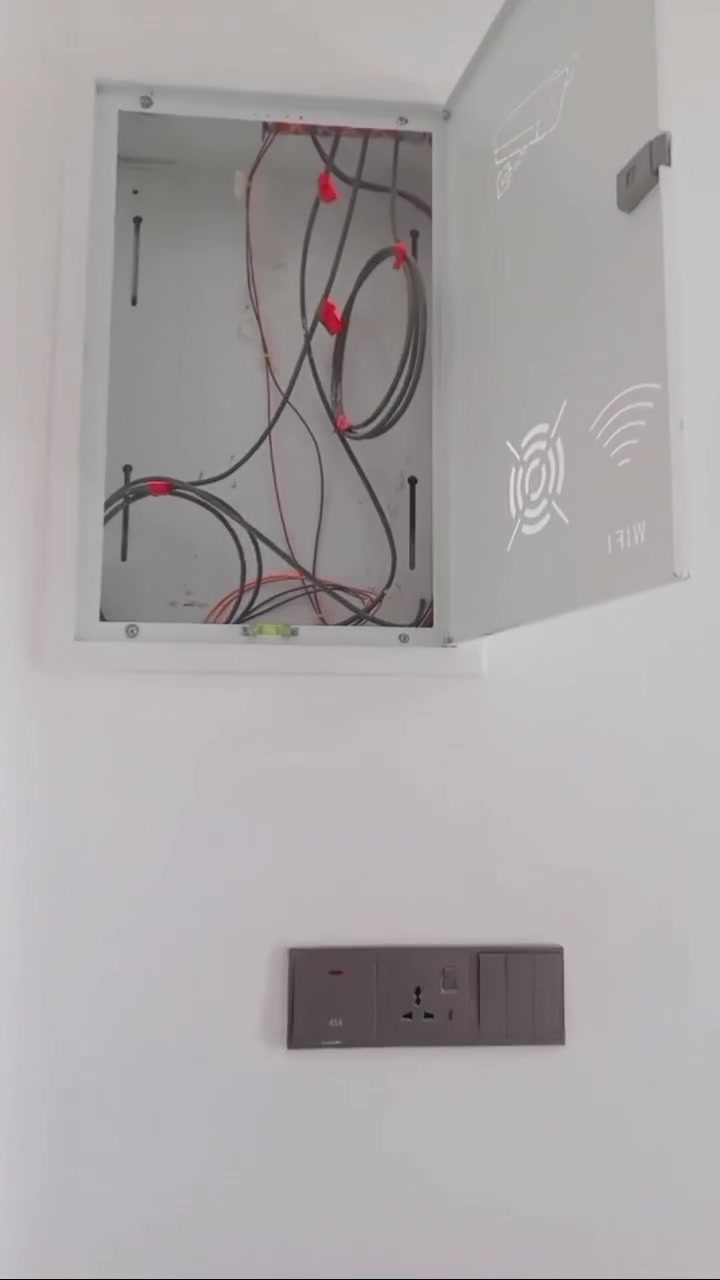 متفرغ للعمل الاستفسار ***********
